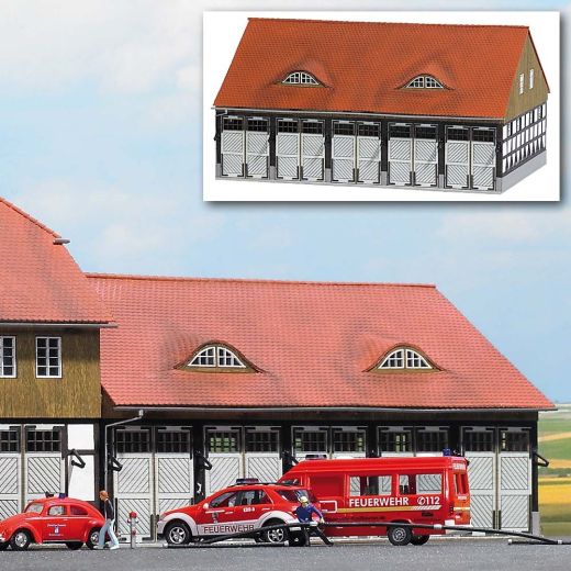 Busch 1451 Feuerwehr Fahrzeughalle H0 (Spur H0)
