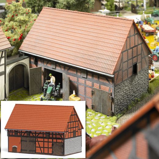 Busch 1506 Scheune mit kleinem Stall H0 (Spur H0)