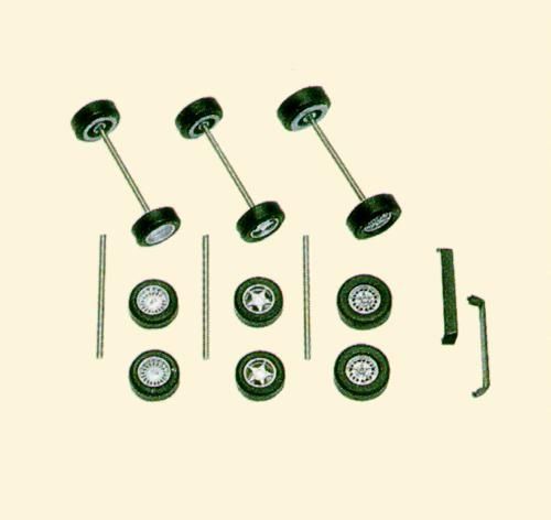Busch 49950 SET: Sportfelgen + Reifen (Spur H0)