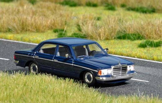 Busch 5661 Mercedes W 123 H0 (Spur H0)
