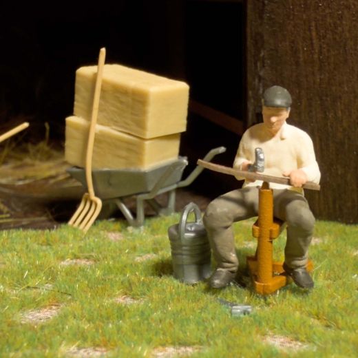 Busch 79854 Action Set: Sense dengeln (Spur H0)