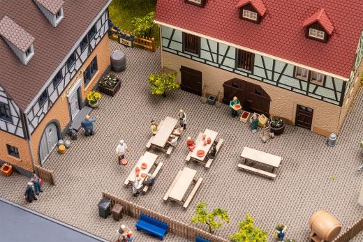 Faller 130147 Fachwerkhaus mit Wirtschaftsg (Spur H0)