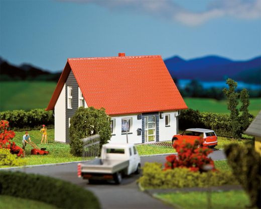 Faller 130316 Einfamilienhaus, grau (Spur H0)