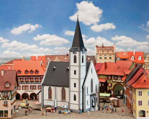 Faller 130490 Kleinstadtkirche (Spur H0)