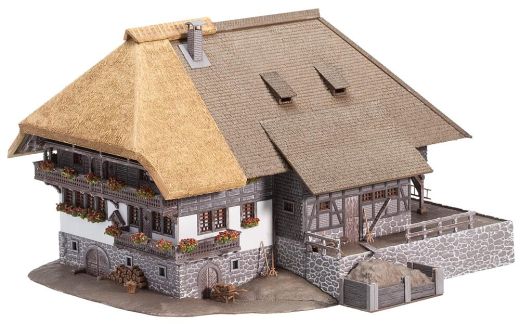 Faller 130534 Schwarzwaldhof mit Strohdach (Spur H0)
