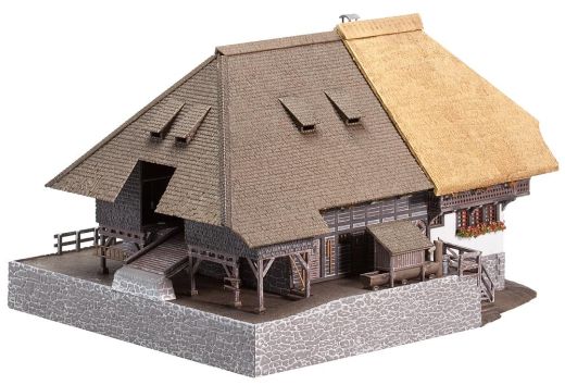 Faller 130534 Schwarzwaldhof mit Strohdach (Spur H0)