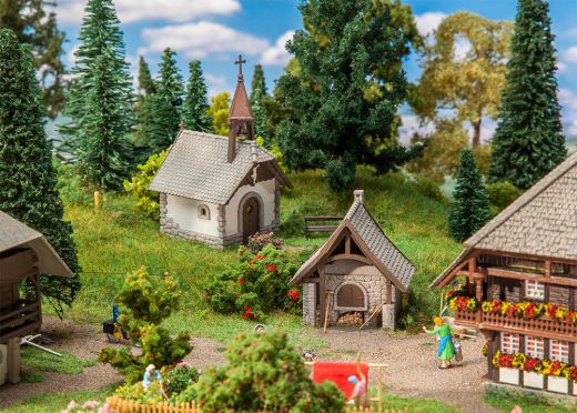 Faller 130571 Hofkapelle und Backhaus (Spur H0)