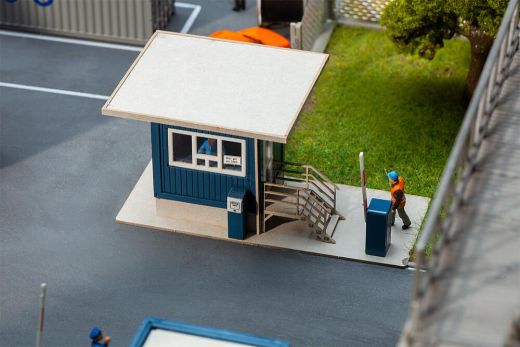 Faller 130626 Pförtnerhaus mit Dachüberstan (Spur H0)