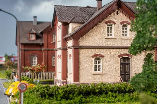 Faller 130752 Siedlungshaus Bergmannsplatz (Spur H0)