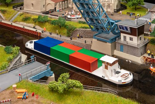 Faller 131013 Flussfrachter mit Containern (Spur H0)