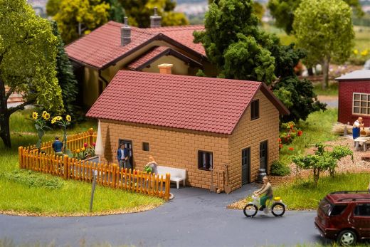 Faller 131325 Kleines Haus (Spur H0)