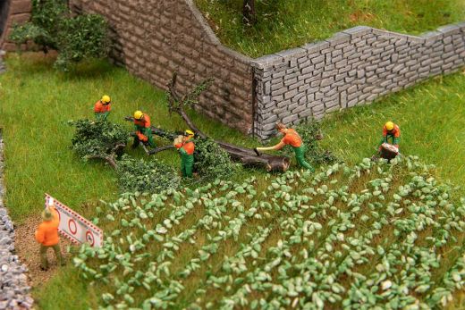 Faller 151690 Waldarbeiter mit moderner Aus (Spur H0)