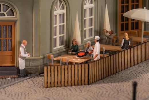 Faller 151704 Kellner und Restaurantbesuche (Spur H0)