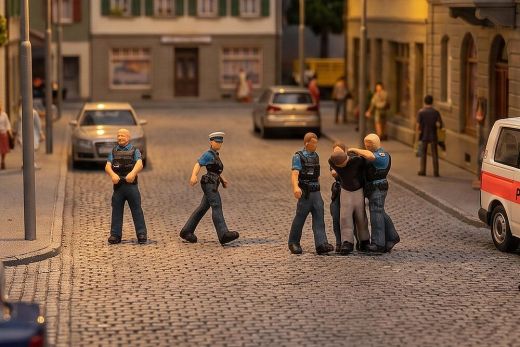 Faller 151718 Polizisten CH (Spur H0)