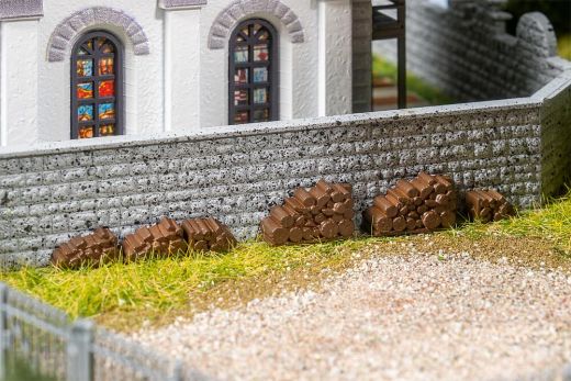 Faller 180007 Brennholzstapel Altes Holz (Spur H0)