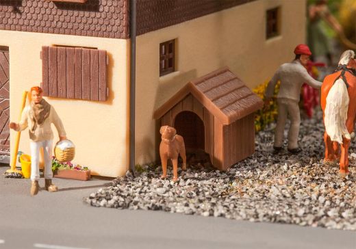 Faller 180939 Hundehütte mit Hund (Spur H0)