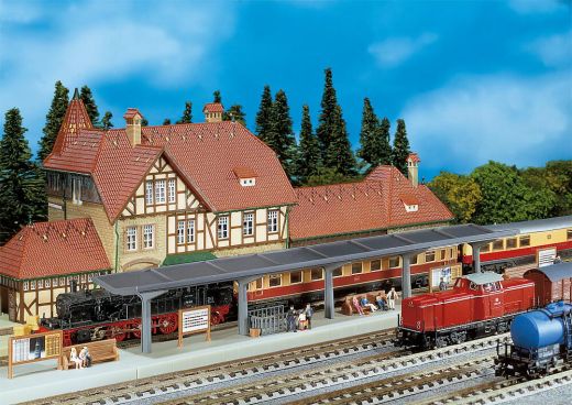 Faller 222125 Bahnsteig (Spur N)