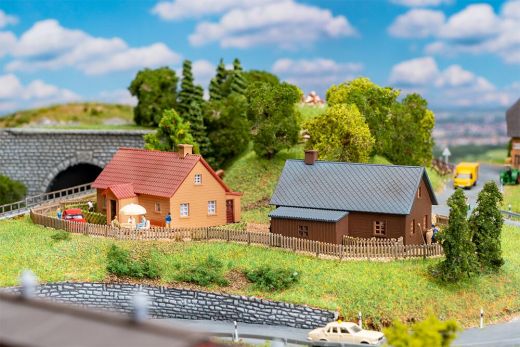 Faller 232184 2 Dorfhäuser (Spur N)