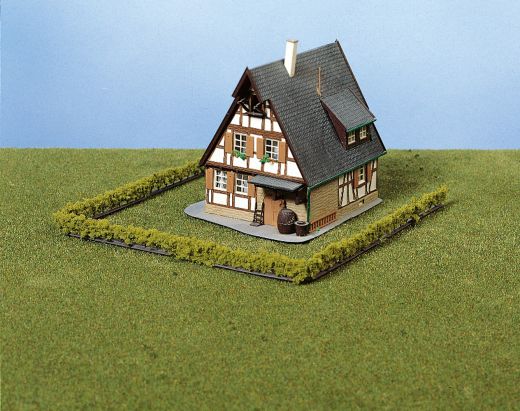 Heki 1183 7 Hecken 7 mm hoch, je 9 cm l (Spur H0)