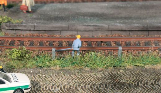 Heki 1817 8 Grasstreifen Sommer, 100 mm (Spur H0)