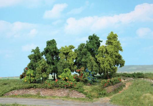 Heki 1996 Laubwald, 18 Büsche und Bäume (Spur H0)