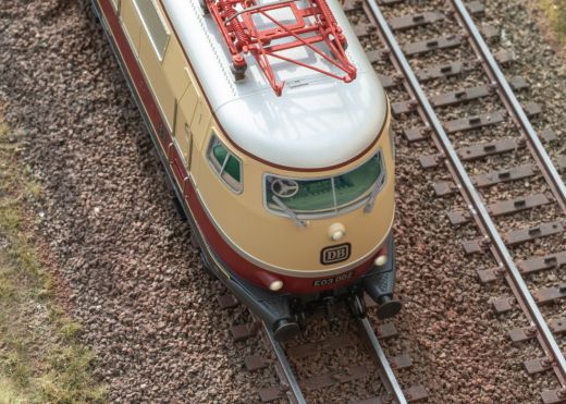 Märklin 39130 E-Lok E 03 002 DB (Spur H0)