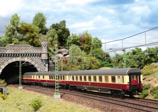 Märklin 43861 Schnellzugwagen DB (Spur H0)