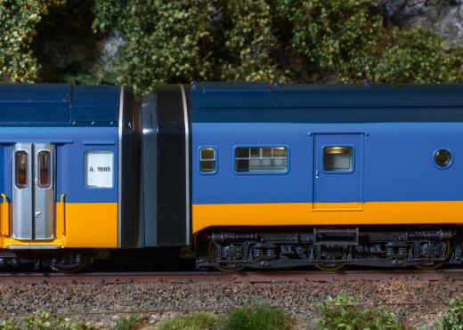 TRIX T22975 Dieseltriebzug Northlander (Spur H0)