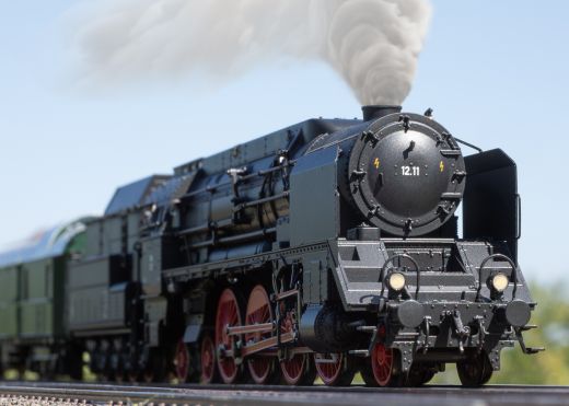 TRIX T25012 Dampflok 12.11 ÖBB Ep III (Spur H0)