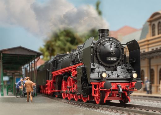 TRIX T25019 Dampflok BR 19.0 Sachsenstolz (Spur H0)