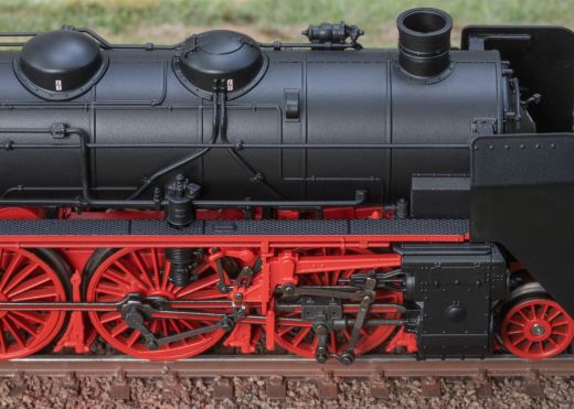 TRIX T25019 Dampflok BR 19.0 Sachsenstolz (Spur H0)