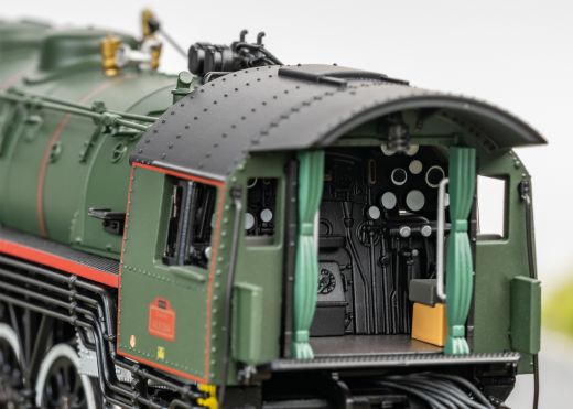 TRIX T25141 Dampflok Serie 141-R SNCF (Spur H0)