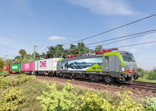 TRIX T25197 E-Lok Re 475 BLS (Spur H0)