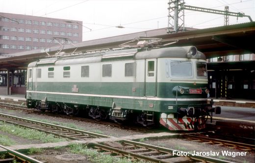 PIKO 21024 E-Lok BR E 669.1 CSD IV + DSS PluX22 (Spur H0)