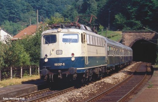 PIKO 51817 ~E-Lok/Sound BR 110 DB IV + PluX22 Dec. (Spur H0)