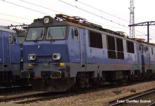 PIKO 97532 E-Lok EP09 PKP IC VI + DSS PluX22 (Spur H0)