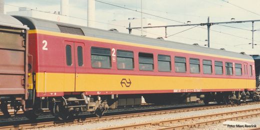 PIKO 97642 Personenwg. ICR 2. Kl. SNCB IV (Spur H0)