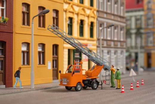 Auhagen 41656 HO Multicar M22 m. Drehleiter