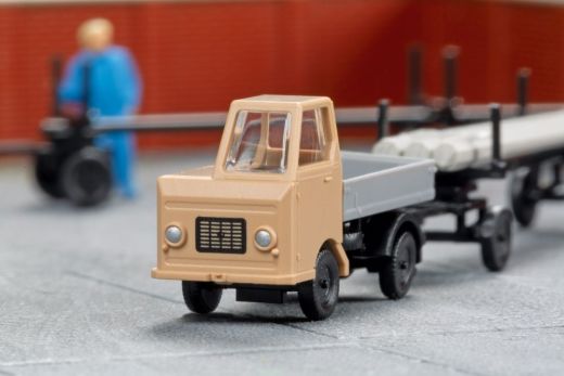 Auhagen 44658 Multicar M22 Pritsche mit La