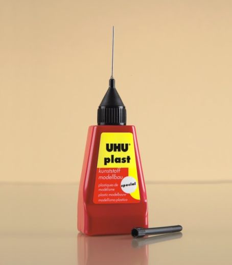 Auhagen 53517 1 Flasche Uhu Plast, 30g
