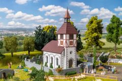 Faller 130679 Dorfkirche mit Kirchhof (Spur H0)
