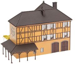 Faller 130908 Weingut mit Gartenwirtschaft (Spur H0)