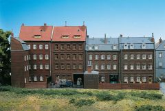 Faller 130915 Stadthäuserzeile Goethestraße (Spur H0)