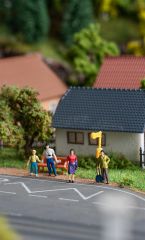 Faller 151616 Wartende Passanten (Spur H0)