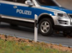 Faller 180931 32 Begrenzungspfähle (Spur H0)
