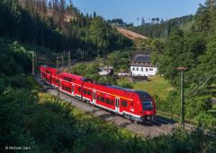 Märklin 38462 E-Triebzug Desiro HC DB,VI (Spur H0)