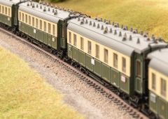 TRIX T21360 Schnellzug-Set bayr. m.S 3/6 (Spur H0)