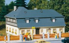 Auhagen 11385 Wohnhaus Mühlenweg 1 (Spur H0)