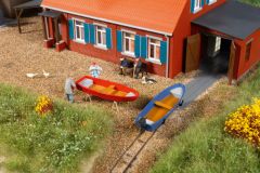 Auhagen 11476 H0 Bootshaus mit Slipanlage