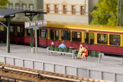 Auhagen 13356 TT S-Bahn Bahnsteigausst. (Spur TT)